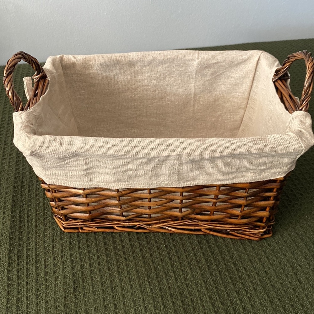 Wicker Basket - Picture 2 of 5